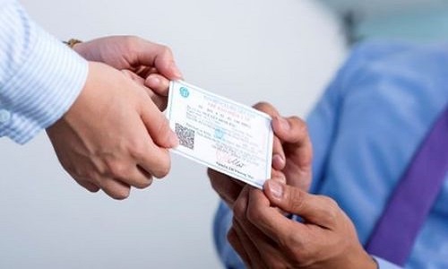 Thẻ bảo hiểm y tế doanh nghiệp –  4 thông tin người lao động phải biết